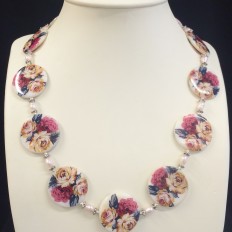 Vintage, flower, mother of pearl necklace