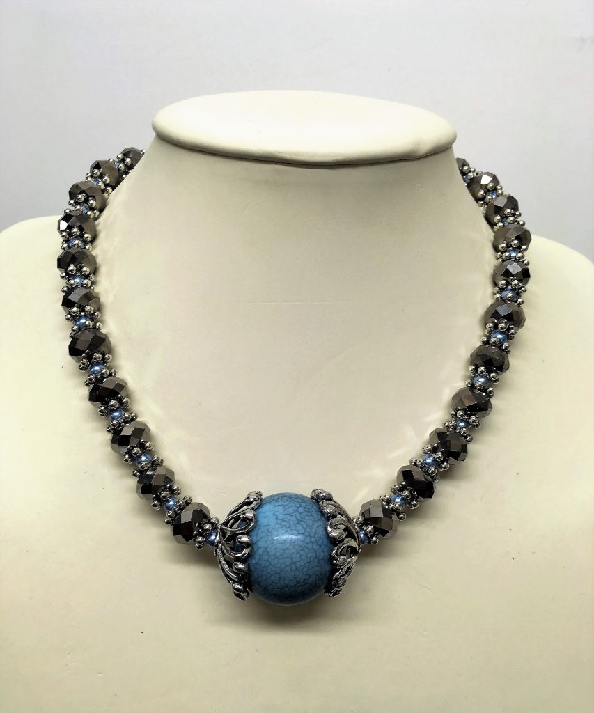 Large blue focal bead and crystals - Glamunique