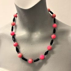 Fuchsia pink Agate with black jet glass – NOW £20 (was £35)